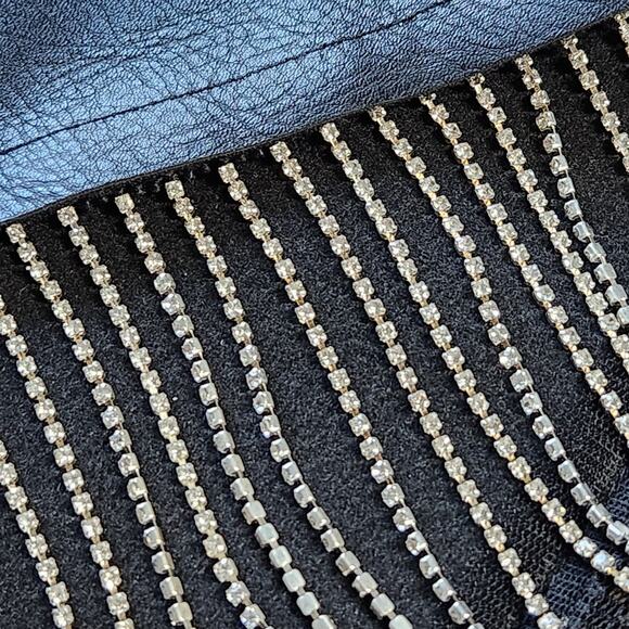 Hot & Delicious cropped vest faux leather rhinestone fringe size M - Picture 5 of 8
